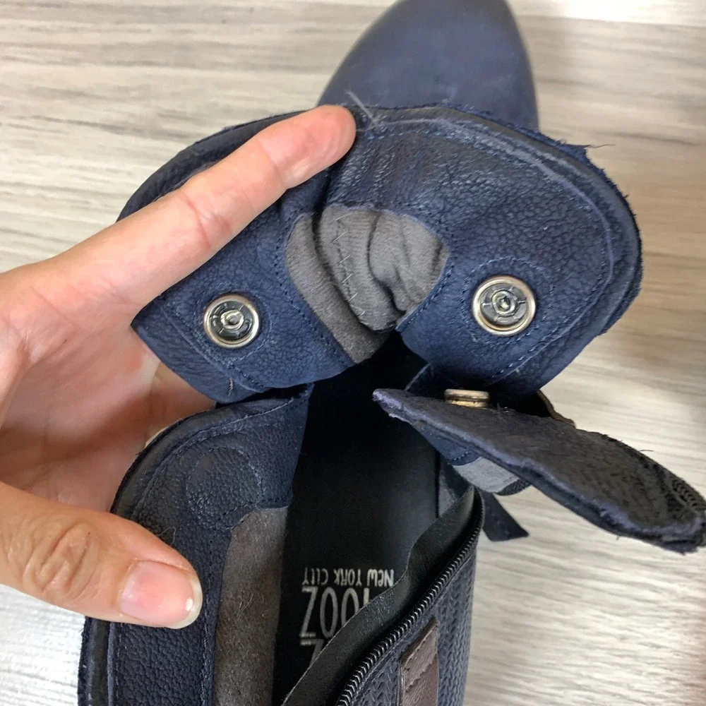 Miz Mooz Ankle Boots Womens‎ 41 Navy Blue Leather Studded Buckle Moto Booties
